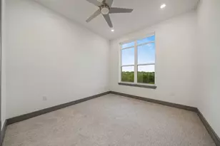 2700 Old Denton Rd, Carrollton, TX 75007 - Photo 16