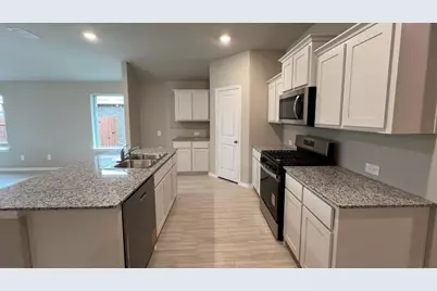 8517 Coffee Springs Drive, Fort Worth, TX 76131 - Photo 4