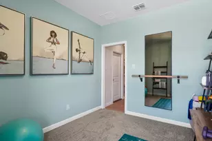 704 Barton Dr, Grandview, TX 76050 - Photo 34