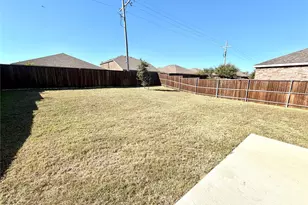2006 Hummingbird St, Princeton, TX 75407 - Photo 22
