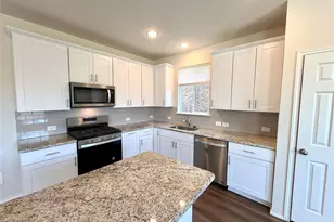 2006 Hummingbird St, Princeton, TX 75407 - Photo 6