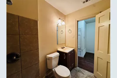 2704 N 32nd Street, Waco, TX 76708 - Photo 8