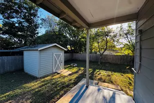 2704 N 32nd St, Waco, TX 76708 - Photo 20
