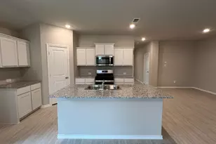 8509 Hollymead Ln, Fort Worth, TX 76131 - Photo 2