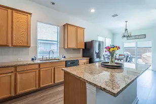1404 Kittyhawk Dr, Little Elm, TX 75068 - Photo 6