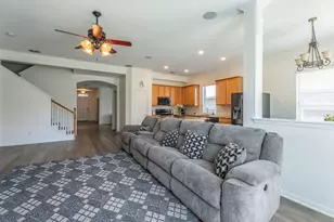 1404 Kittyhawk Dr, Little Elm, TX 75068 - Photo 4