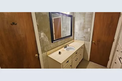 2235 Babalos Lane, Dallas, TX 75228 - Photo 20