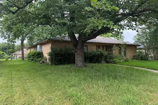 2235 Babalos Ln, Dallas, TX 75228 - Photo 40