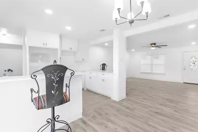 10124 Shayna Drive, Dallas, TX 75217 - Photo 8