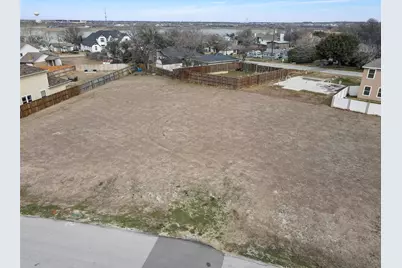 7614 W Shore Drive, The Colony, TX 75056 - Photo 16