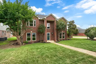 2309 York Court, Carrollton, TX 75006 - Photo 2
