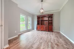 2309 York Ct, Carrollton, TX 75006 - Photo 6