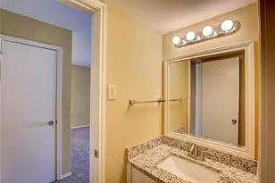 5825 Marvin Loving Dr, Garland, TX 75043 - Photo 18