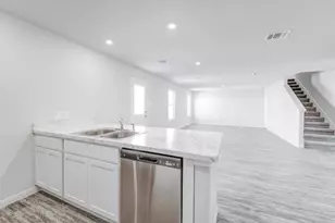 104 Kylie St, Cleburne, TX 76031 - Photo 4