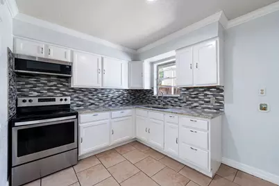 12113 Baron Drive, Balch Springs, TX 75180 - Photo 10