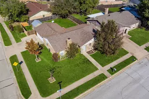 6201 Brookside Dr, Watauga, TX 76148 - Photo 34