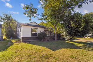 3012 51st St, Dallas, TX 75216 - Photo 2