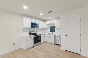 5124 Kilpatrick Ave, Fort Worth, TX 76107 - Photo 8