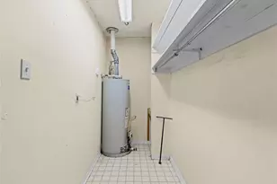 502 Charlotte St, Greenville, TX 75402 - Photo 6