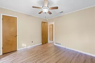 502 Charlotte St, Greenville, TX 75402 - Photo 26