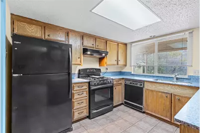 502 Charlotte Street, Greenville, TX 75402 - Photo 8