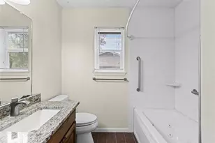 502 Charlotte St, Greenville, TX 75402 - Photo 22