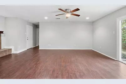 9101 Willowbrook Drive, Rowlett, TX 75088 - Photo 8