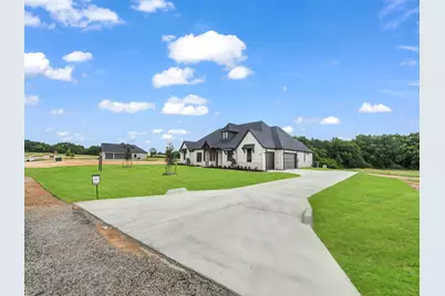 313 Wrangler Court, Weatherford, TX 76088 - Photo 8