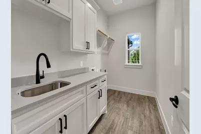 305 Wrangler Court, Weatherford, TX 76088 - Photo 22