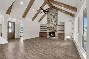 305 Wrangler Ct, Weatherford, TX 76088 - Photo 18