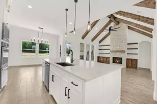 143 Desperado Wy, Weatherford, TX 76088 - Photo 8