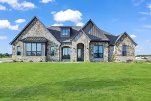 121 Desperado Wy, Weatherford, TX 76088 - Photo 2