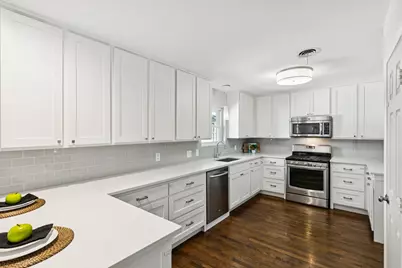 10525 Estate Lane, Dallas, TX 75238 - Photo 10