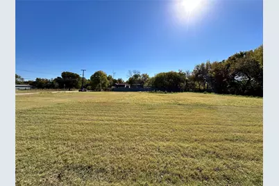 2115 Solona Street, Haltom City, TX 76117 - Photo 2