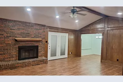 225 Los Santos Drive, Garland, TX 75043 - Photo 4