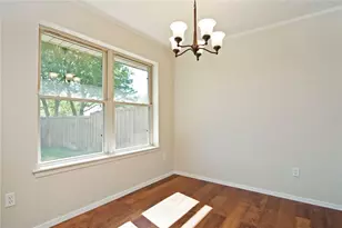 225 Los Santos Dr, Garland, TX 75043 - Photo 8