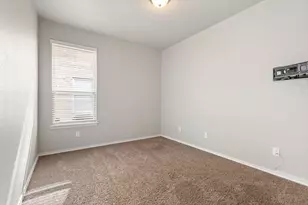 11324 Gold Canyon Dr, Fort Worth, TX 76052 - Photo 18