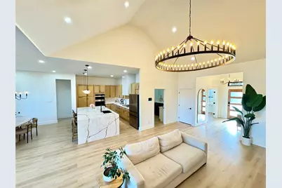 421 Cattle Barron Drive, McLendon Chisholm, TX 75032 - Photo 2
