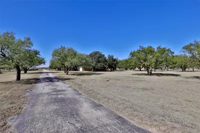 448 Elmdale Road S, Abilene, TX 79602 - Photo 2