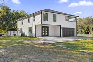 111 2nd St, Pecan Gap, TX 75469 - Photo 2