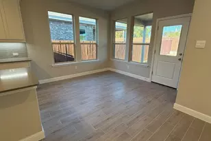 111 Goodnight Ct, Cleburne, TX 76033 - Photo 4