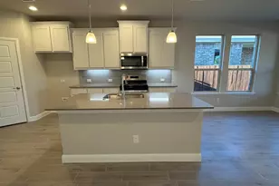 111 Goodnight Ct, Cleburne, TX 76033 - Photo 2