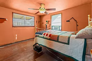 205 College St, Chico, TX 76431 - Photo 20