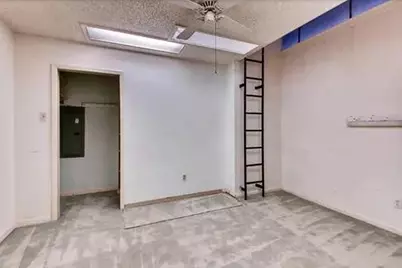 2706 S Surrey Drive, Carrollton, TX 75006 - Photo 22