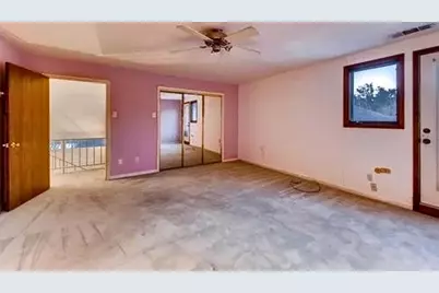 2706 S Surrey Drive, Carrollton, TX 75006 - Photo 14