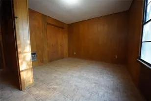 801 N Houston St, Lorena, TX 76655 - Photo 12