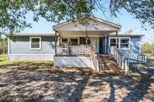 221 N Kemp St, Mabank, TX 75147 - Photo 30