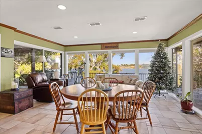 1517 Lakeview Court, Granbury, TX 76048 - Photo 10