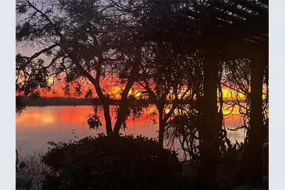 1517 Lakeview Court, Granbury, TX 76048 - Photo 18