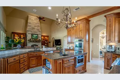 3400 Sundance Court, Granbury, TX 76049 - Photo 12